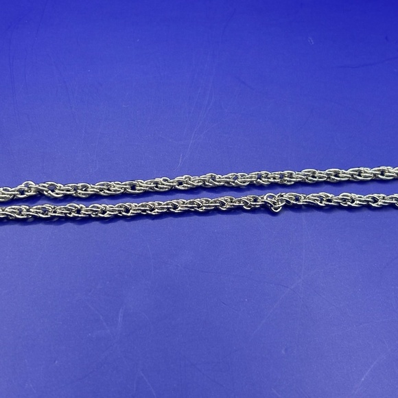 Silver tone Iced out big shark pendant 3A CZ Hip hop rapper jewelry w/chain - Picture 4 of 4